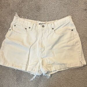 ellemenno Off-White Jean Shorts